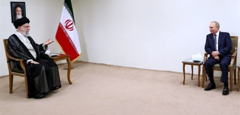 Ayatullah Khamenei: AS Harus Diusir dari Kawasan Subur dan Kaya Minyak di Timur Eufrat Suriah