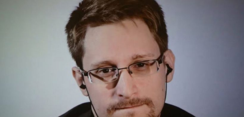 Putin Berikan Kewarganegaraan Rusia kepada Snowden