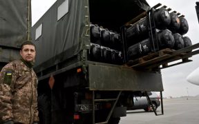Finlandia: Senjata Kiriman untuk Ukraina Jatuh ke Tangan Sindikat Penjahat di Banyak Negara