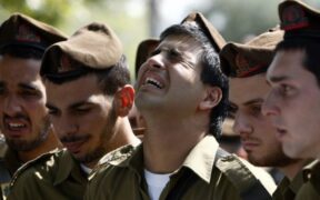 Jenderal Senior Zionis: Militer Israel Tengah Menuju Jurang