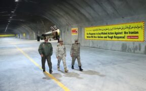Iran Pamerkan Pangkalan Udara Bawah Tanah ‘Oghab 44’ ke Media