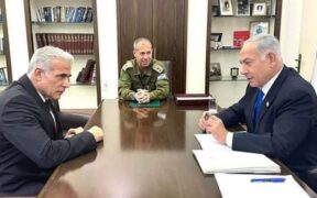 Internal Israel Kian Panas, Lapid dan Partai Netanyahu Saling Menyalahkan
