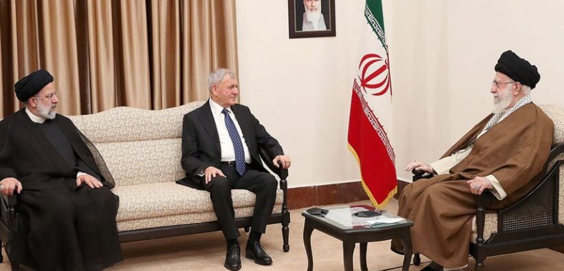 Ayatullah Khamenei: Bahkan Keberadaan Satu Orang Amerika Saja di Irak sudah Terlalu Banyak
