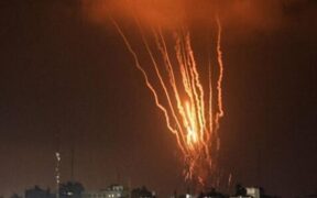 Gaza Membela Diri dengan Darah Putra-putranya di Tengah Absennya Pemerintah-pemerintah Arab