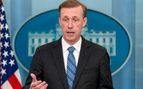 Fakta Rendahnya Amerika: Ancam Iran Gunakan Makhluk Sekerdil Israel