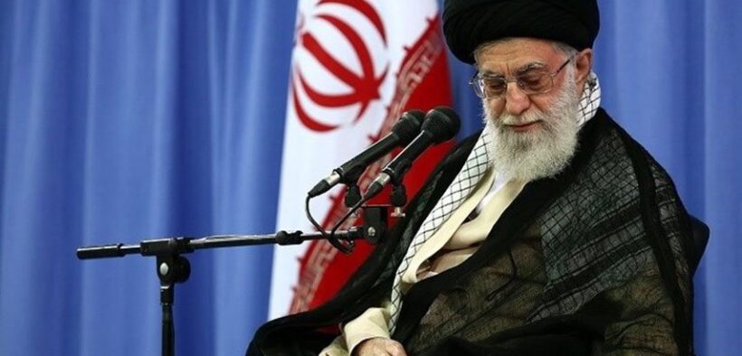 Ayatullah Khamenei: Semua Ulama Islam Sepakati Hukuman Terberat untuk Penista Alquran