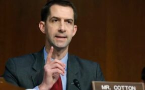 Senator Republik Gusar AS Tukar Tawanan dengan Iran, Sebut Biden ‘Diperas Iran’