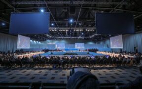 Iran Gabung BRICS: Teheran Untung, Washington Buntung