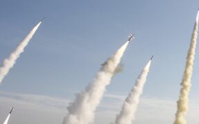 Barat dan Israel Benarkan Narasi Iran Soal Pencabutan Sanksi Rudal
