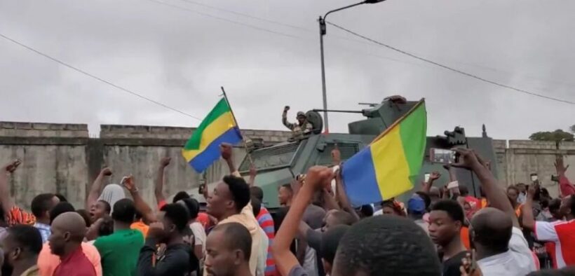 Setelah Kehilangan Uranium di Niger, Kini Prancis Harus Kehilangan Bahan Mineral ‘Mangan’ di Gabon