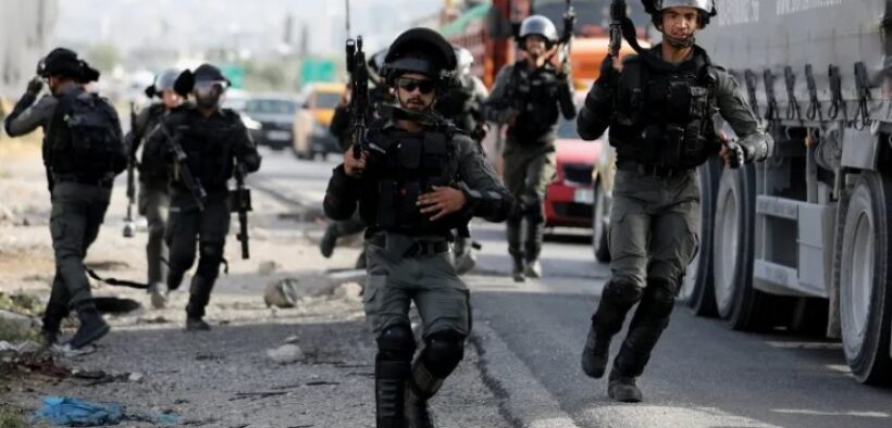 Penulis Zionis: Israel Pencet ‘Tombol Bunuh Diri’