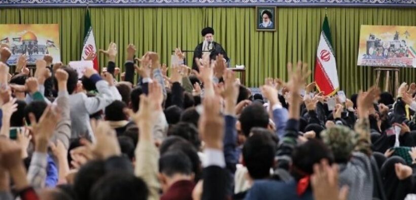 Ayatullah Khamenei: Tak Lama Lagi Palestina akan Raih Kemenangan Final