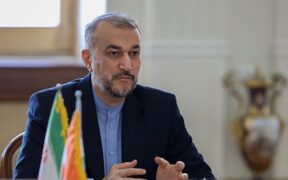 Apa yang Dikatakan para Pimpinan Perlawanan kepada Menlu Iran?