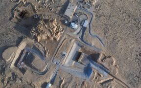 New York Times: Roket Hamas Hantam Pangkalan Nuklir Israel