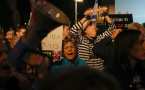 Peringatan Haaretz kepada Warga Israel: Bersiaplah untuk Perang Saudara!