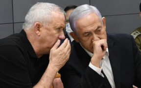 Sumber-sumber Politik Zionis: Tsunami Internasional Bakal Hanyutkan para Petinggi Israel