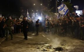 Maariv: Netanyahu Ubah Israel Jadi Kapal yang Mengarah ke Gunung Es