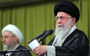 Ayatullah Khamenei: Perlawanan Palestina dan Lebanon Pasti Menang
