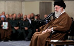 Ayatullah Ali Khamenei: Jangan Dibesar-besarkan atau Diremehkan Serangan Israel ke Iran