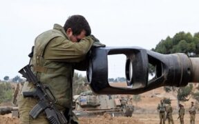 Media Ibrani Akui Israel Ragu-ragu Balas Serangan Iran