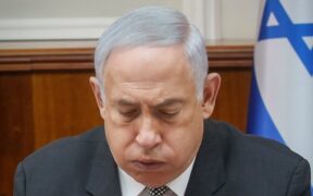 Skandal Baru Netanyahu: Jadikan Serangan Drone Hizbullah Sebagai Dalih Hindari Pengadilan