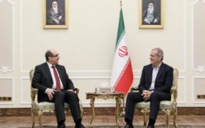 Pezeshkian: Iran Takkan Berhenti Dukung Kawan-kawannya