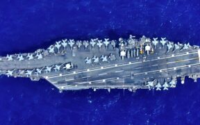 USS Abraham Lincoln ‘Ngacir’ dari Timur Tengah Usai Dirudal Houthi